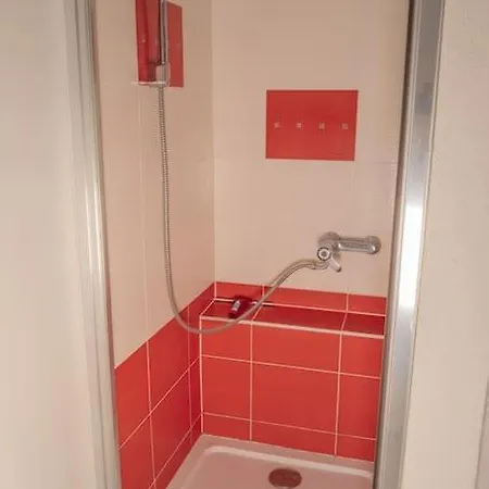 Cholet, En Centre-ville Et Spacieux Cholet