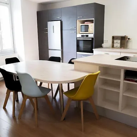 Cholet, En Centre-ville Et Spacieux Apartamento Cholet