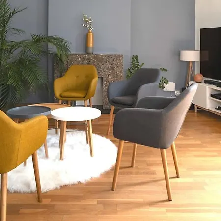 Cholet, En Centre-ville Et Spacieux Апартаменты Шоле